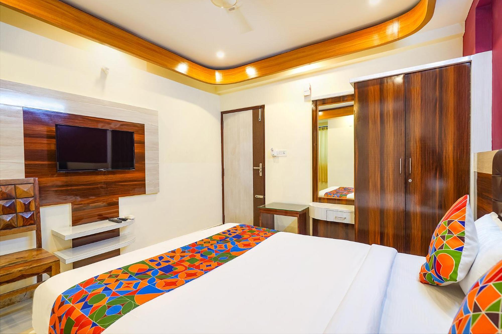 Fabhotel I Residency - Nr St John'S Medical College Бангалор Экстерьер фото