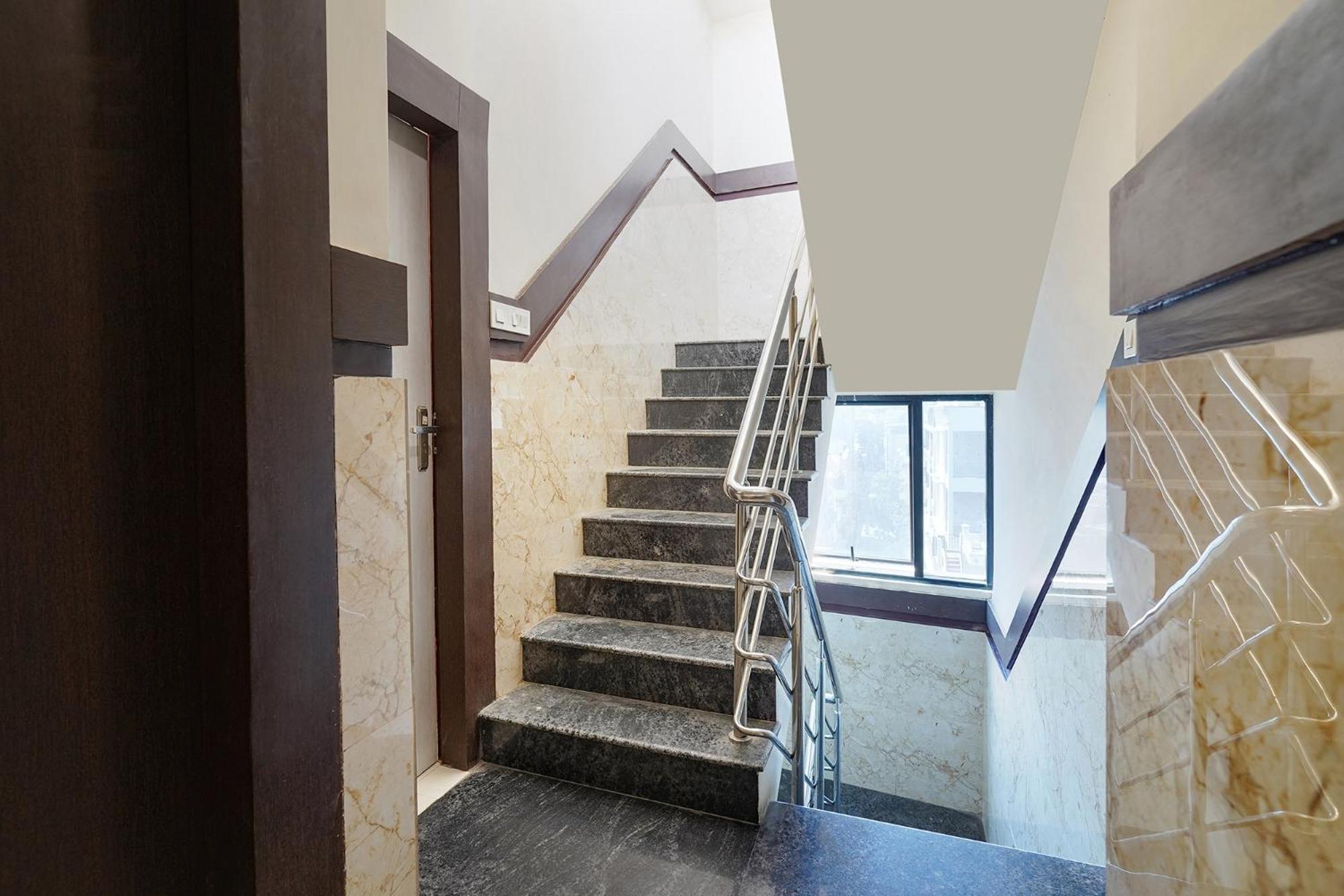 Fabhotel I Residency - Nr St John'S Medical College Бангалор Экстерьер фото