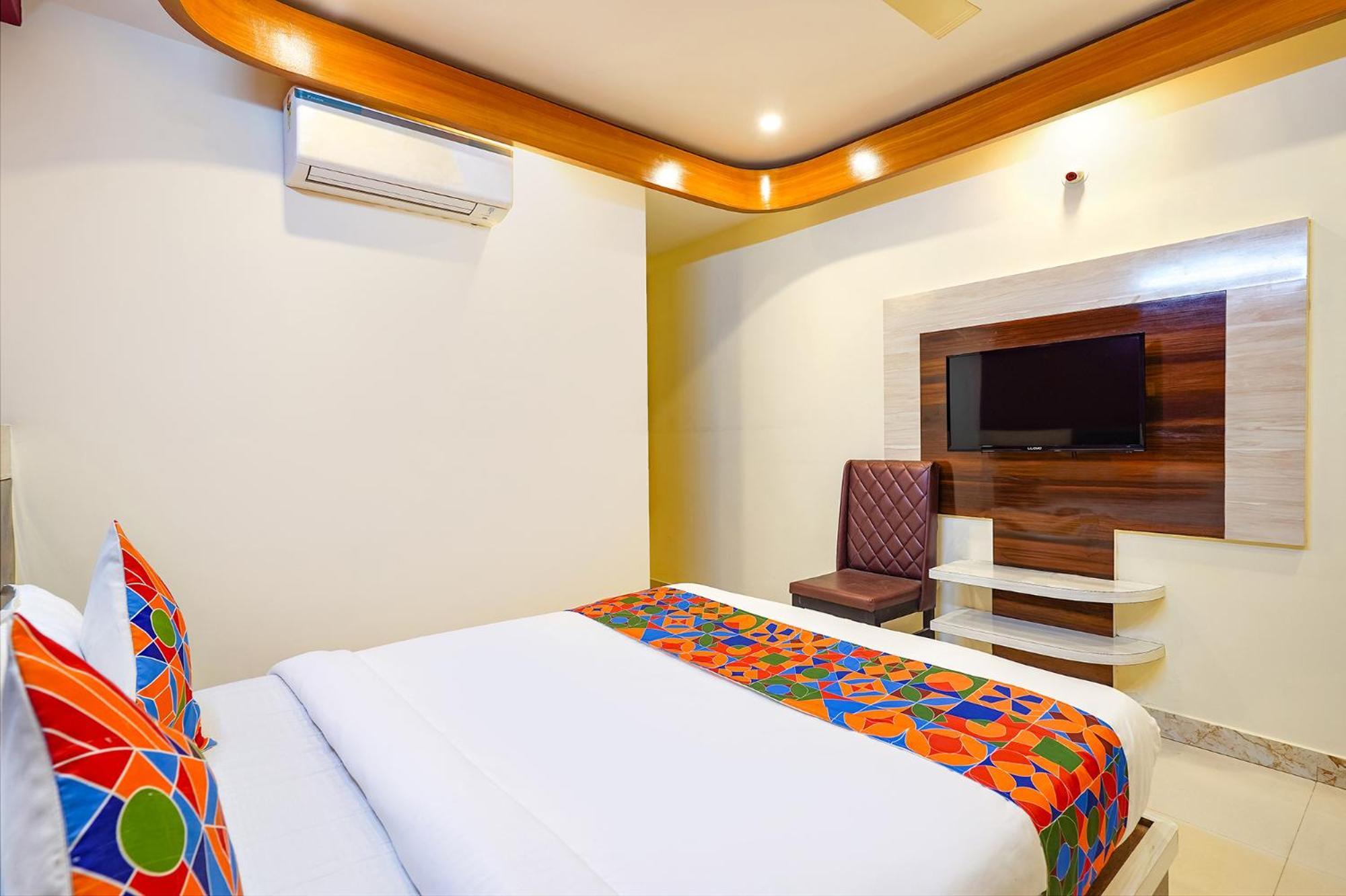 Fabhotel I Residency - Nr St John'S Medical College Бангалор Экстерьер фото