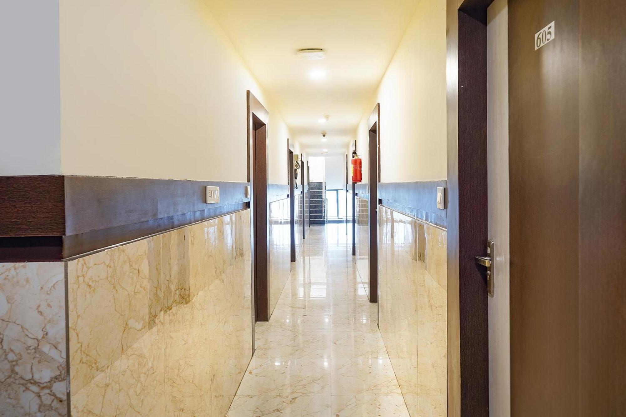 Fabhotel I Residency - Nr St John'S Medical College Бангалор Экстерьер фото