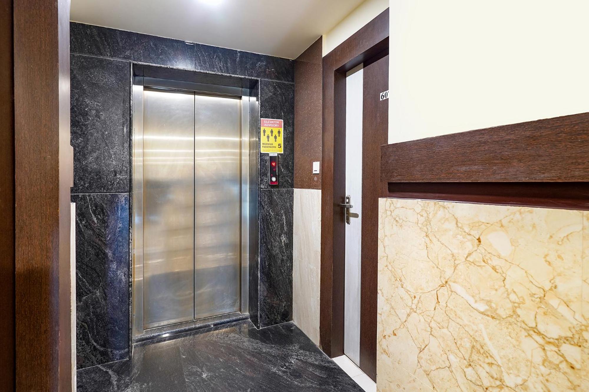 Fabhotel I Residency - Nr St John'S Medical College Бангалор Экстерьер фото
